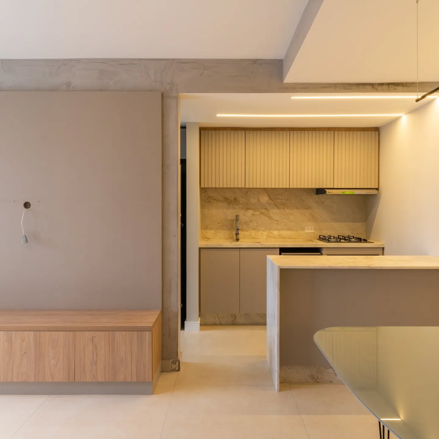 2946090391853881165_9164924190_6