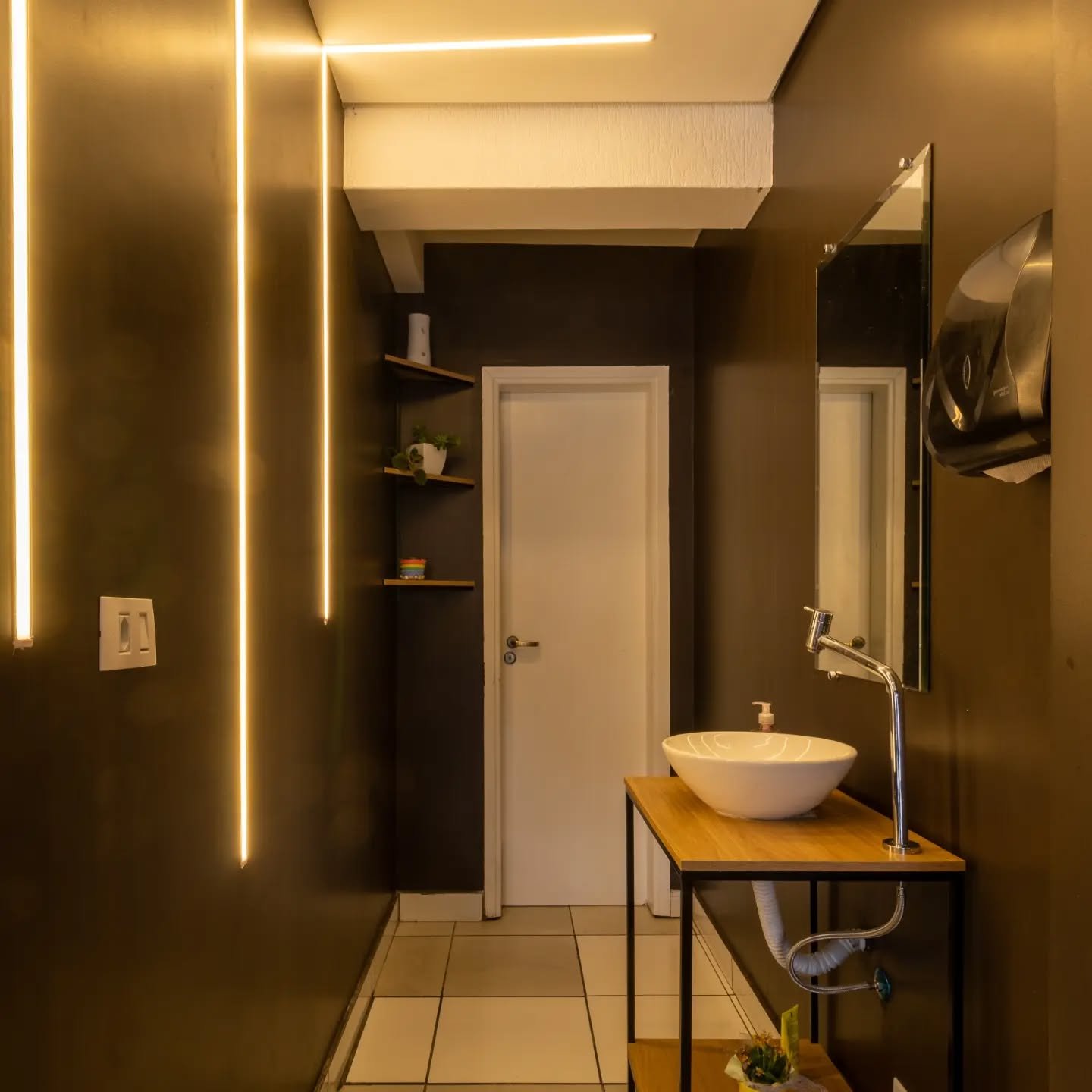 2948270761258865965_9164924190_3