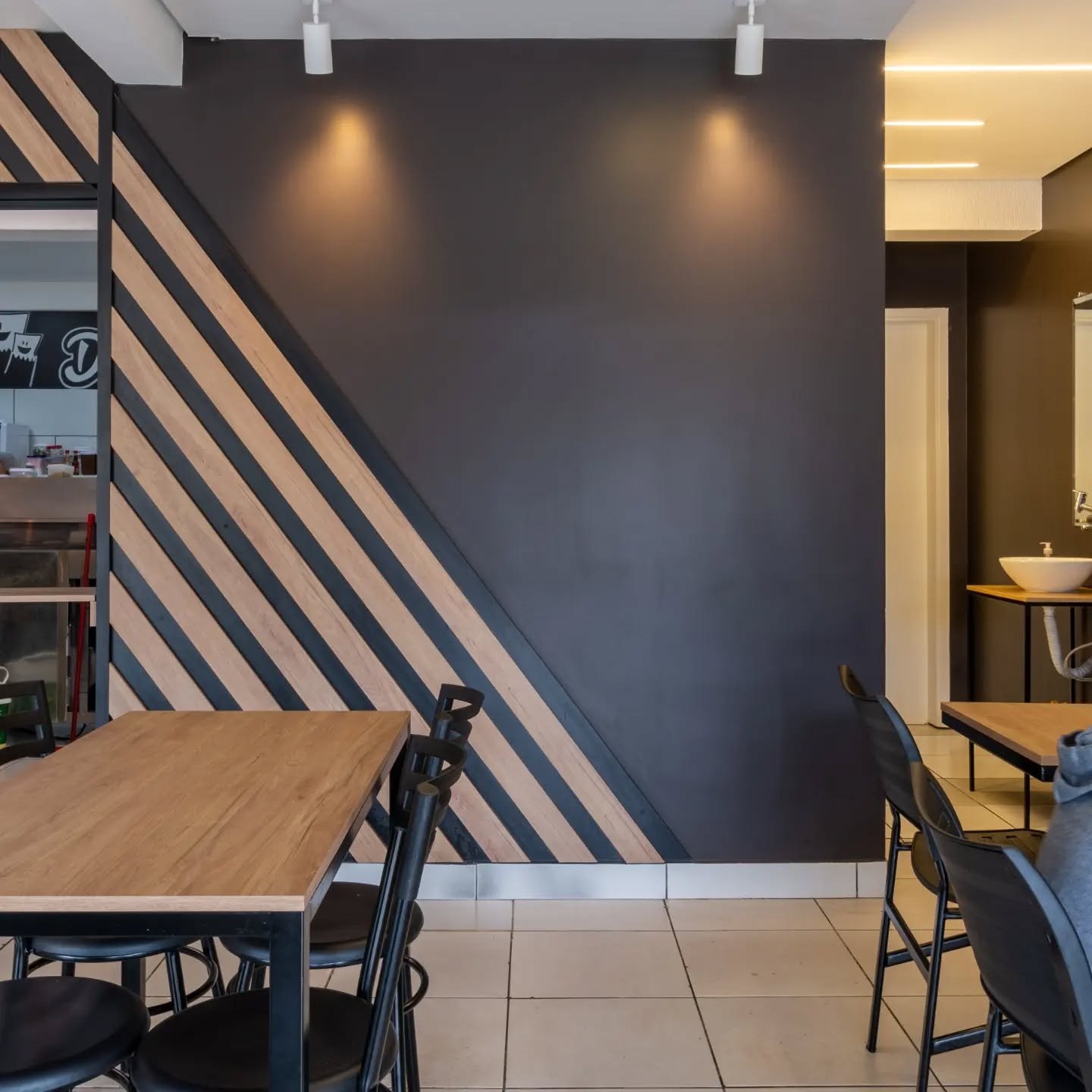 2948270761258865965_9164924190_5